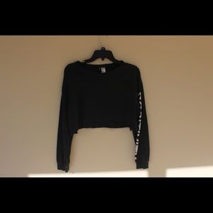 H&M Divided Crop Sweatshirt